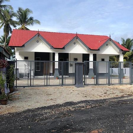 Roomstay Umi Kemasik Luaran gambar